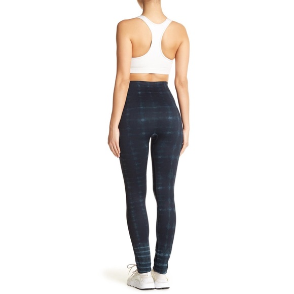 Spanx Tie-Dye Seamless Leggings - Picture 2 of 5